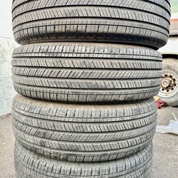 245/70r17 Michelin Tires Cón 80% De Vida Las 4 