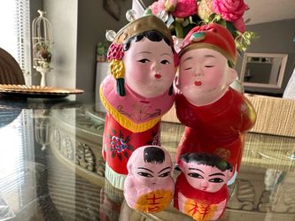 Figurines