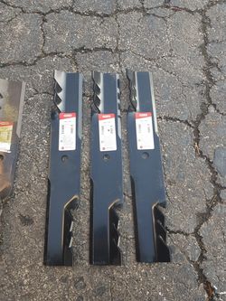 Blades For 61 Mower 