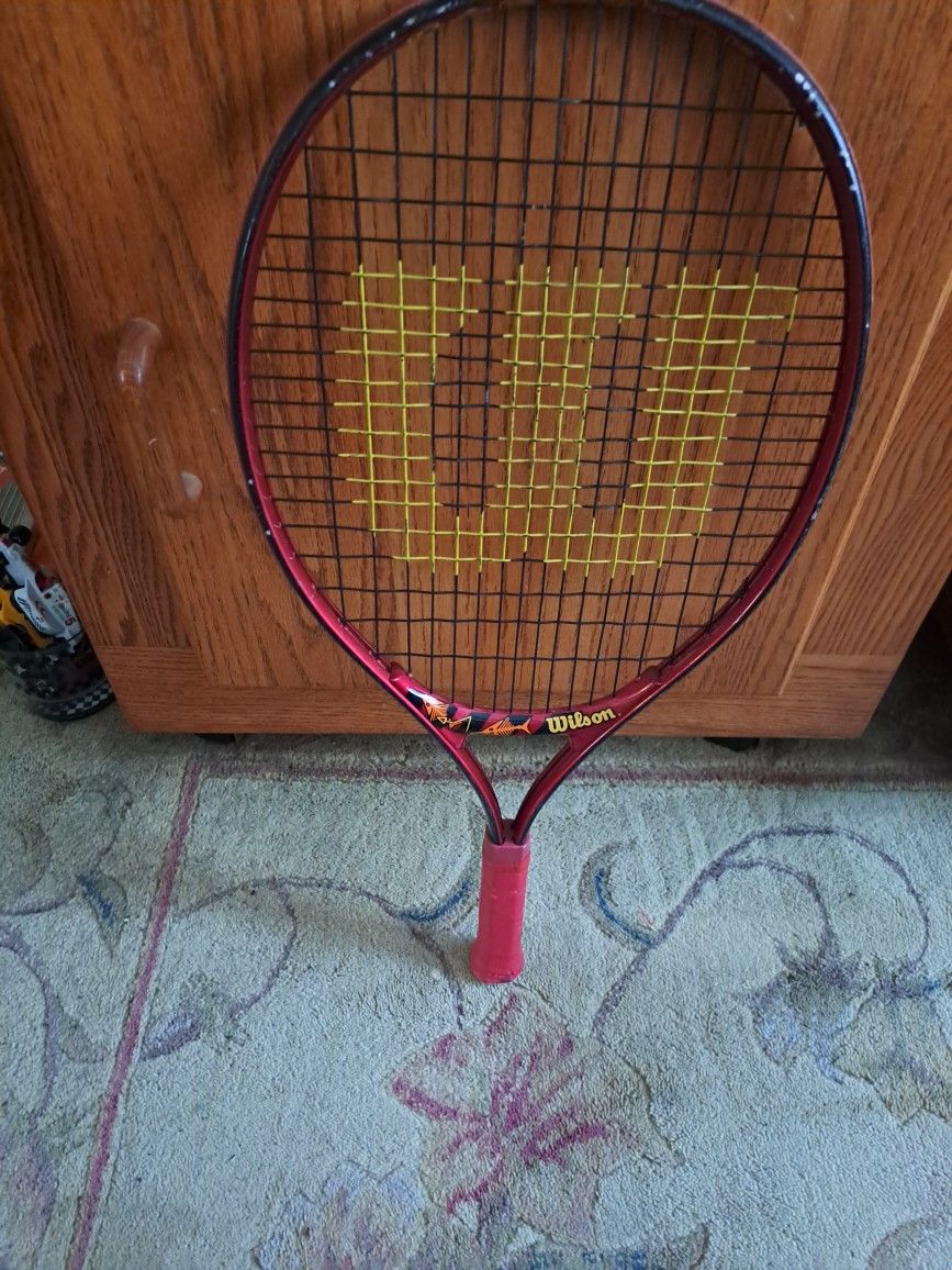 WILSON TENNIS RACKET