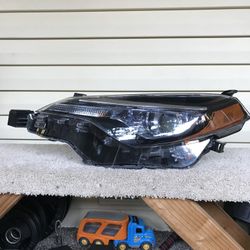 Corolla Right Headlight