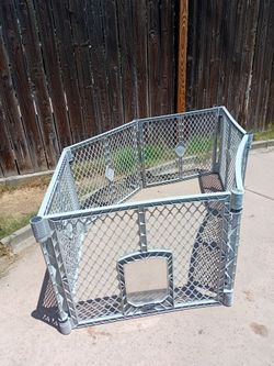 Pet playpen