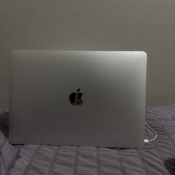 2020 mac book air 13'