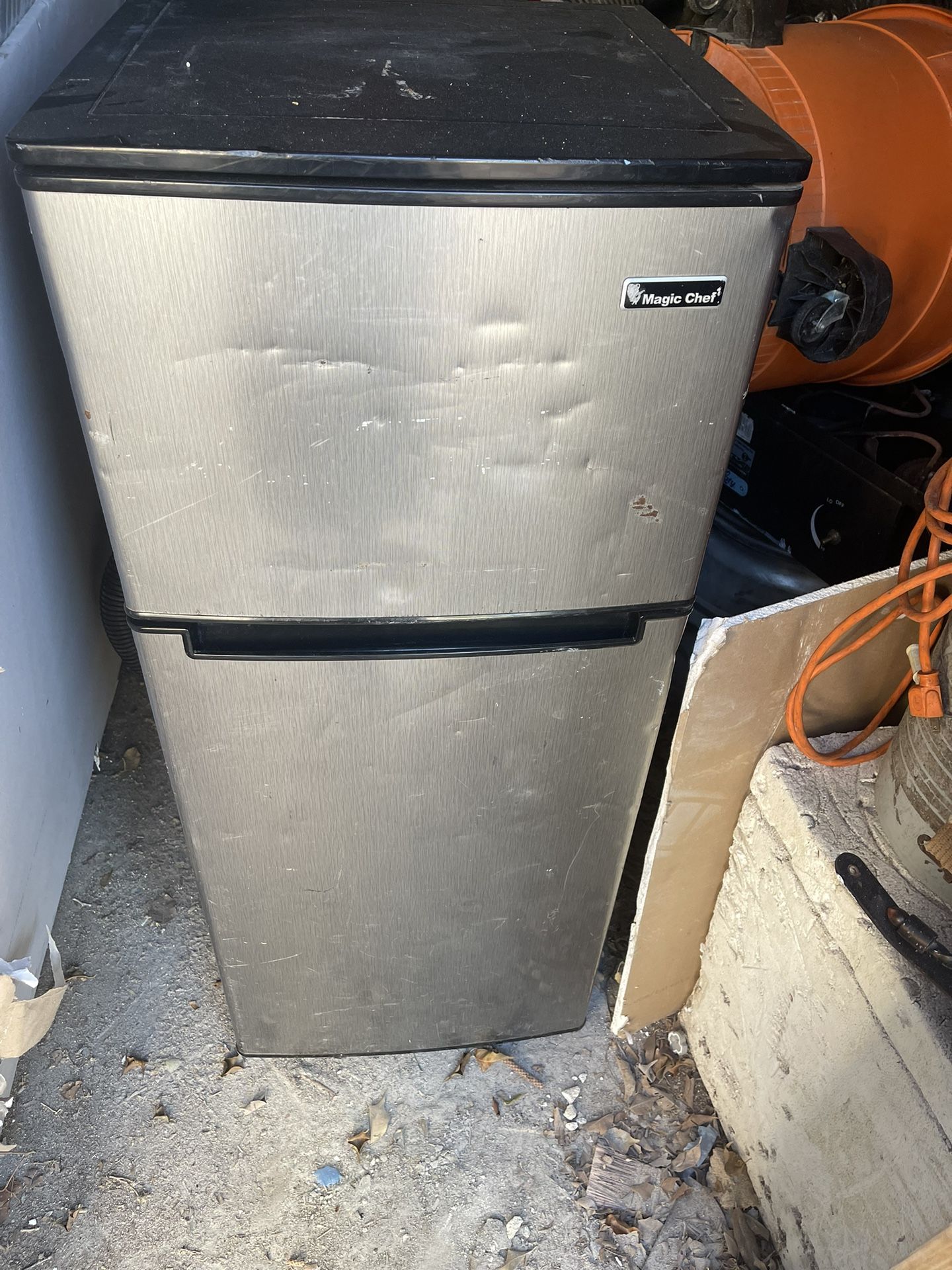 Magic Chef Refrigerator