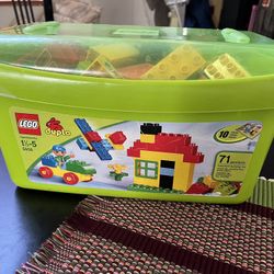 Used Box Of Legos 80+ Pcs