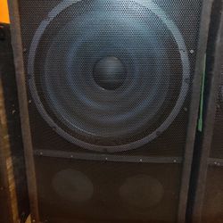 EV 18 Speaker Cabs