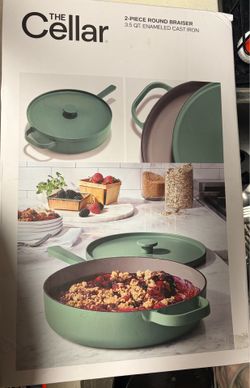 The cellar cast iron pan