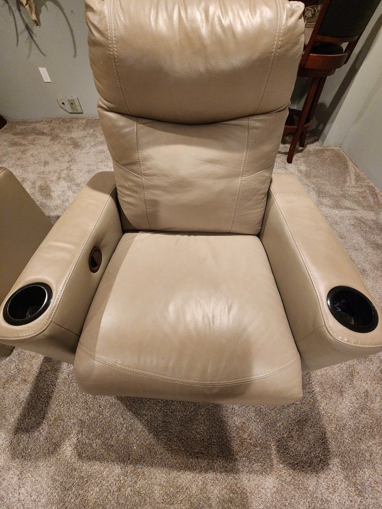 Reclining Leather Theater Chairs