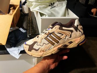 Bad Bunny x Response CL 'Paso Fino' Size 8