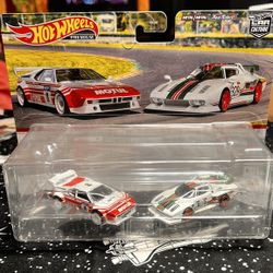 Hot Wheels Premium 2 Pack