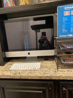 Apple computer and keyboard