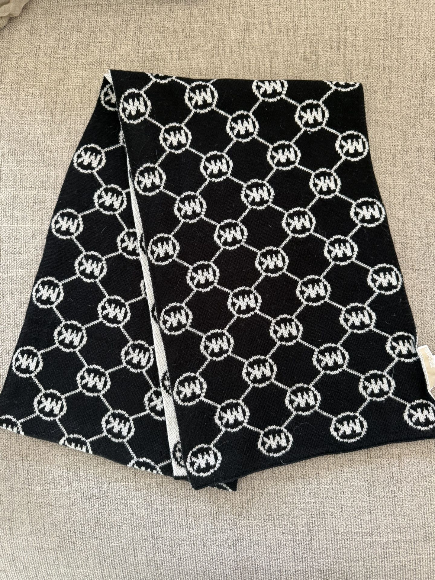 Michael Kors MK Logo Acrylic Knit Scarf