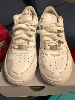 Women’s sneakers