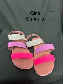 Girls strapped colored sandals.. Size 5
