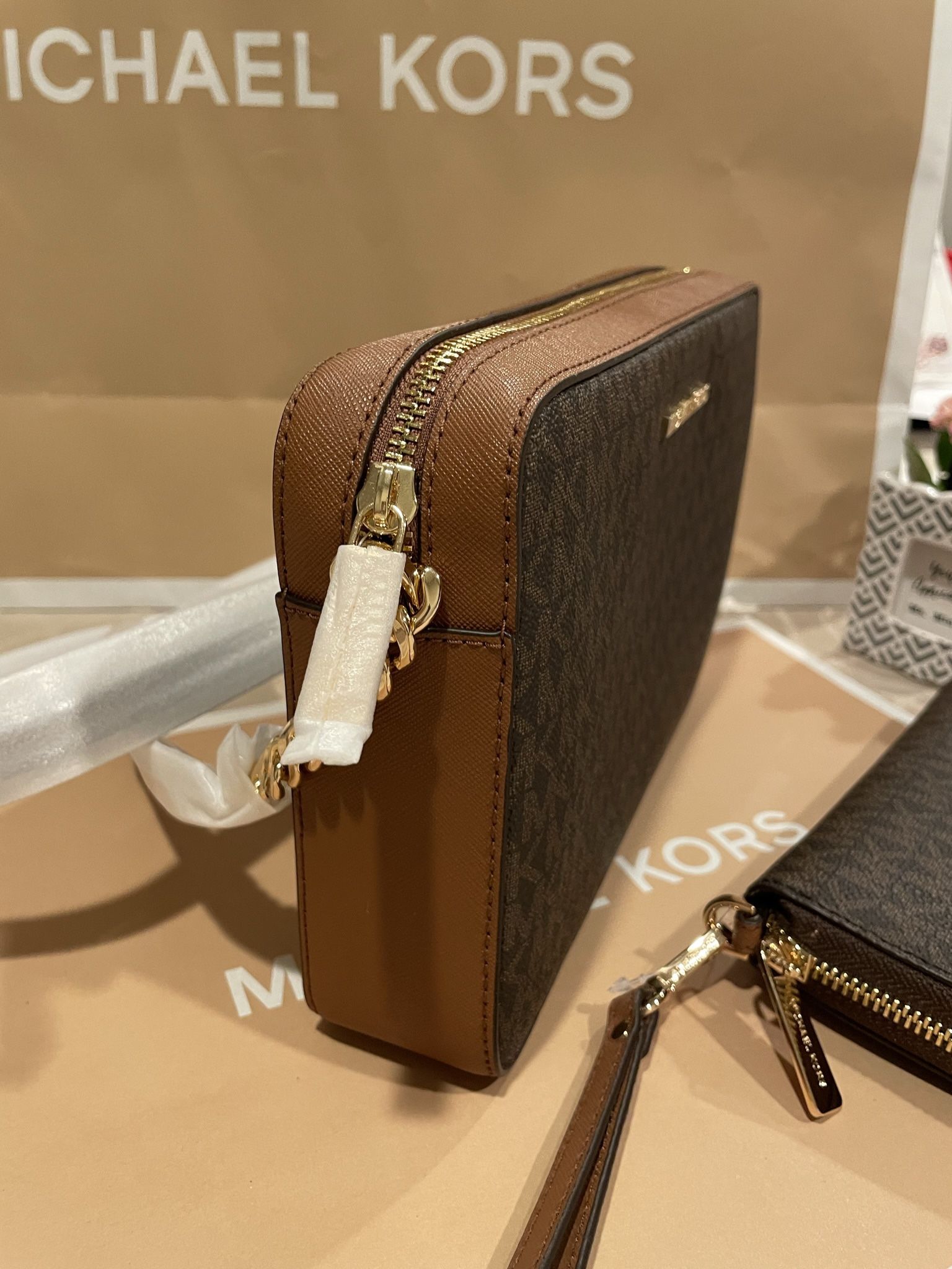 Matching crossbody purse and wallet sale