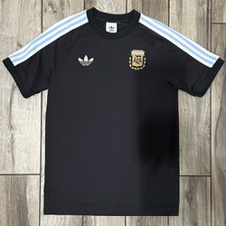 Greyish Blueish Argentina Futbol ⚽️ Shirt. NEVER WORN