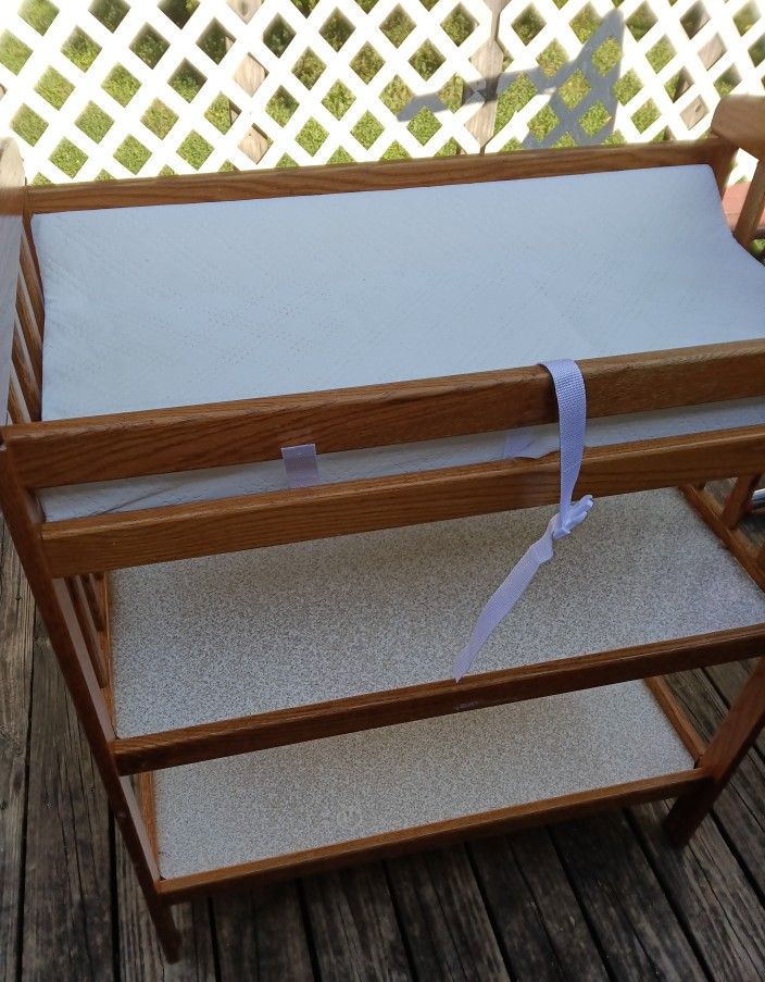Baby's Changing Table 
