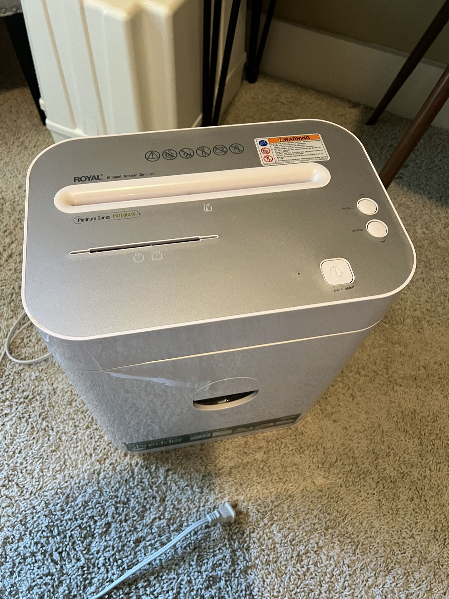 Royal 10 Page Crosscut Paper Shredder