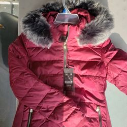 New Jackets, For Women, Diferents Colors, DARK RED, DARK BLUE, DARK GREEN, LIGHT PINK,  BLACK. Pick up Only. Cash Only. 