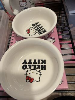Hello Kitty Bowls