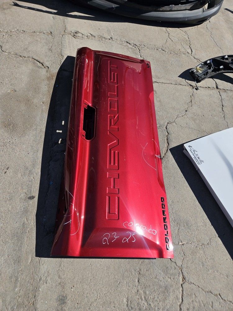 Chevy Colorado Tailgate Oem 23 To 24