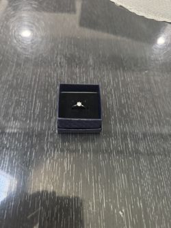 Moissanite Solitaire Ring – 925 Sterling Silver – VVS Clarity