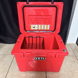 Yeti 35 Hard Cooler