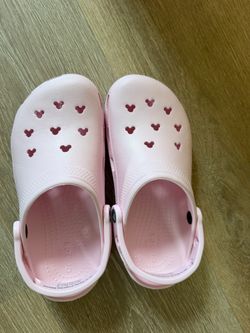 NEW Crocs Disney Mickey Mouse Pink Clogs