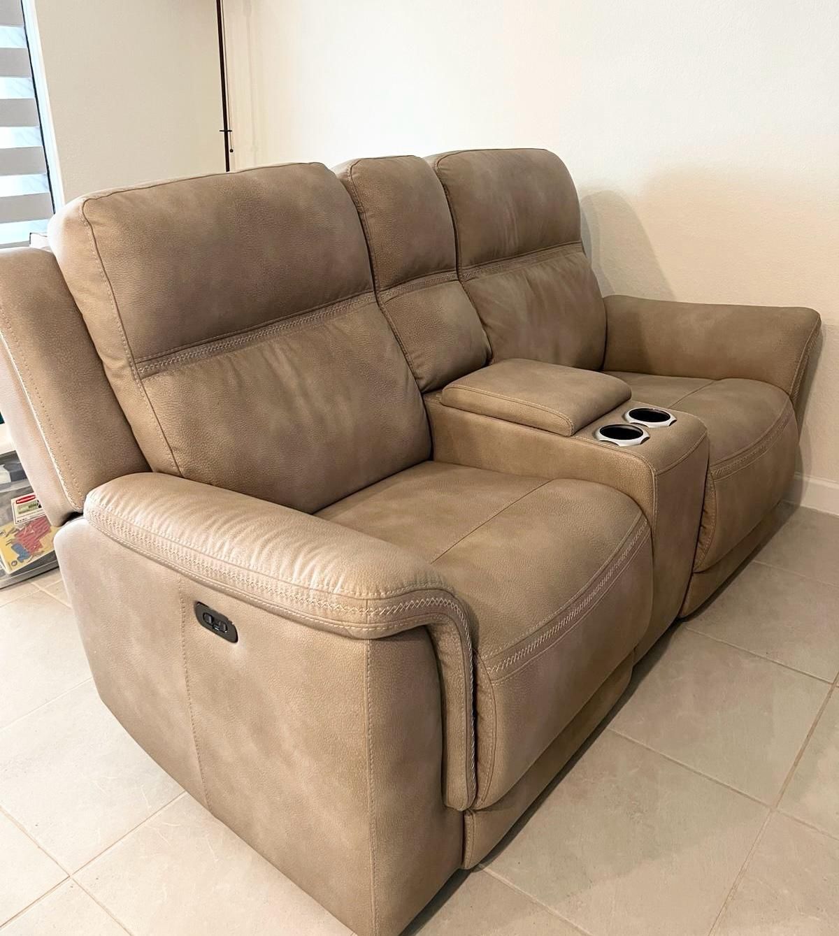 Electric Dual Recliner Loveseat