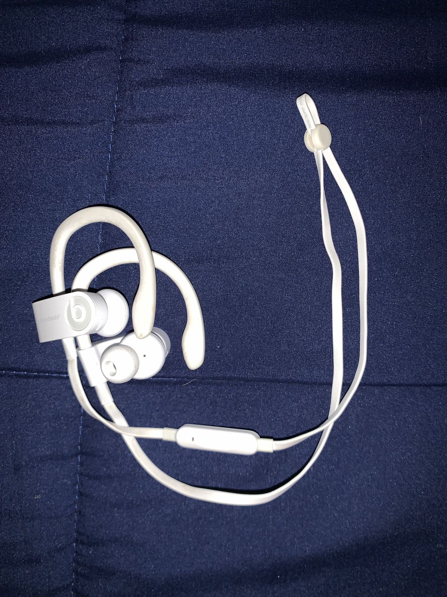 Powerbeats 3