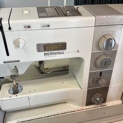 Bernina Record 930 Sewing machine 