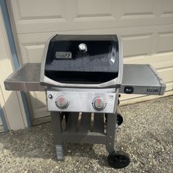 Weber E210 Propane Bbq Grill With Tank