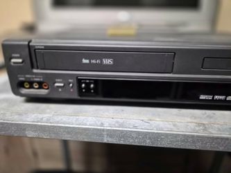 CineVision DVR2000 VHS/DVD combo player