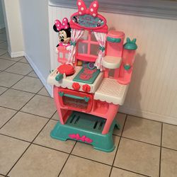 Minnie Mouse Kitchen Kids 