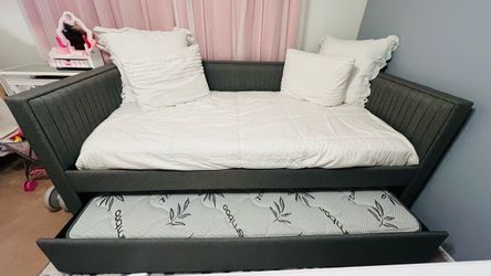 Trundle bed frame grey