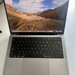 MacBook Pro 2TB 32GB