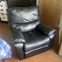 Leather Recliner From Ashley’s Great Condition