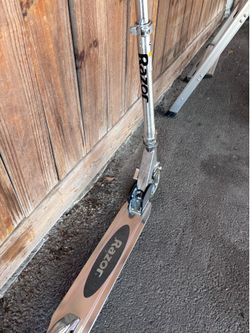 Razor scooter
