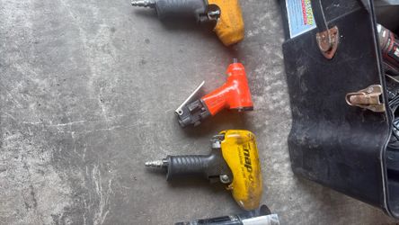 Air guns