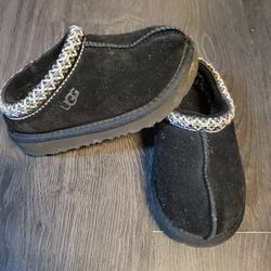 Black UGG Slippers size 9c.