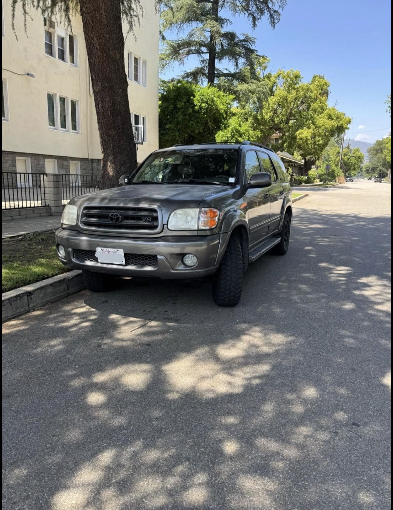 2004 Toyota Sequoia