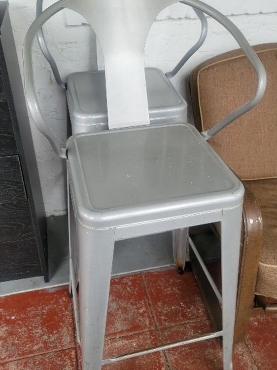 Bar Height Grey Stools