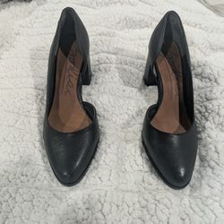 Black Leather Block Heel Pump Heels Size 6