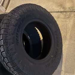 4 tires 265x70 16 $420