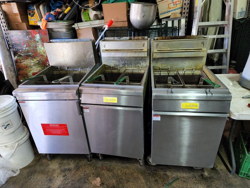QUALITE 65-70LB GAS DEEP FRYER/FRYERS
