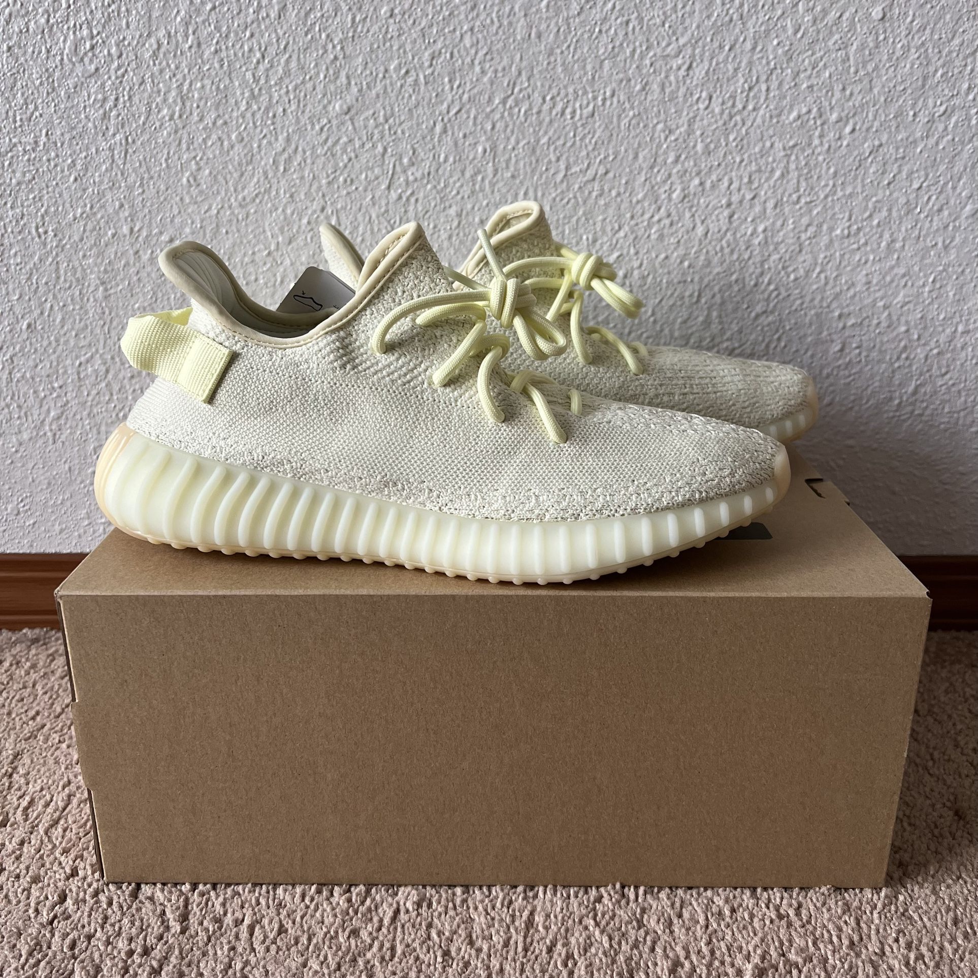 Yeezy Boost 350 V2 Kanye West YZY Men's Butter Yellow Athletic