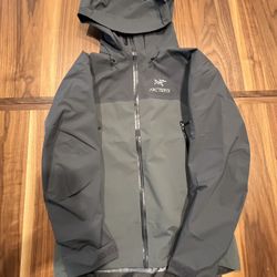 Arc’Teryx Beta AR
