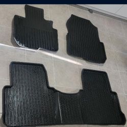 2017-2022 Genuine
Honda CR-V High Wall All
Season Floor Mats & Cargo Tray