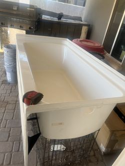 Bathtub