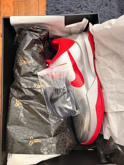 Kobe 5 Protro ROTY Caitlyn Clark size 11